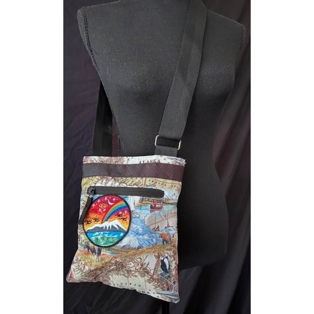 Ace USA Alaska Souvenir Crossbody Bag Map Wildlife Print Embroidered Patch Black